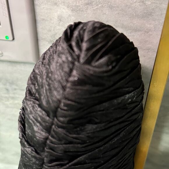 Neiman Marcus Ruched Black Evening Bag/Clutch W/ Long Silver Colored Metal Strap - Picture 4 of 9